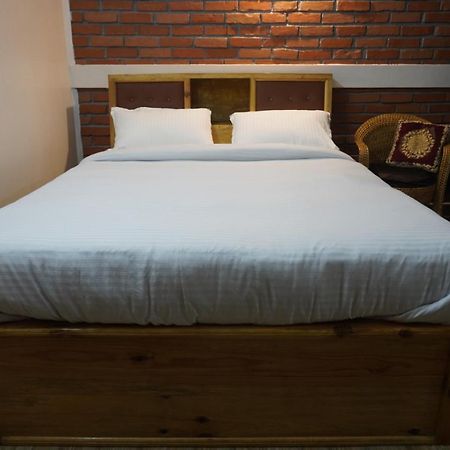 Dorsen Homestay Shillong Exterior photo